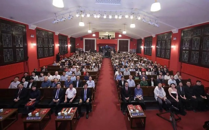 8ba63a0fcf0b4aa2bf996c29d840014e.jpg 640 (6).jpg