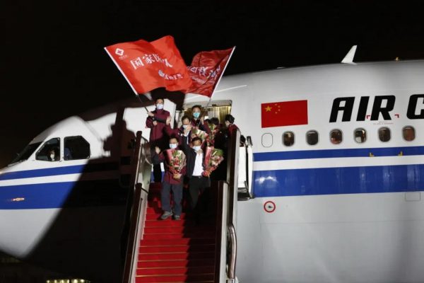 8b802a1c3fb04b68b5345278fd22d7d0.jpg 1.jpg