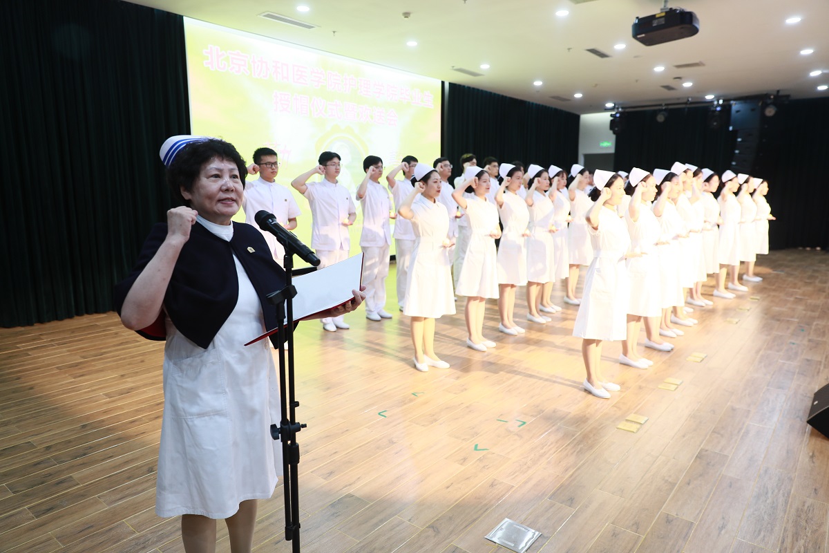 宣誓.JPG 宣誓.JPG