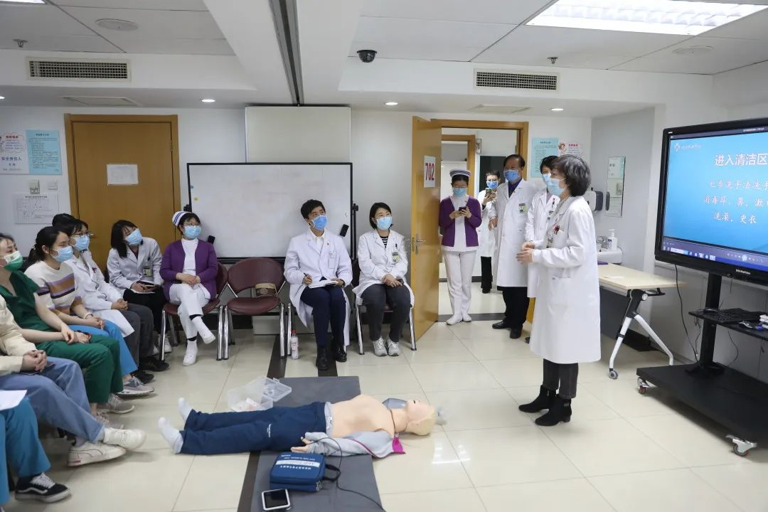 b01b7a3b74c14bac879f739652d037ee.png b01b7a3b74c14bac879f739652d037ee.png