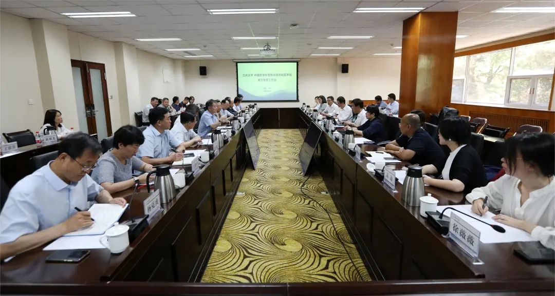 a57f18a6016e4ef38a76cfd5c667810c.jpg a57f18a6016e4ef38a76cfd5c667810c.jpg