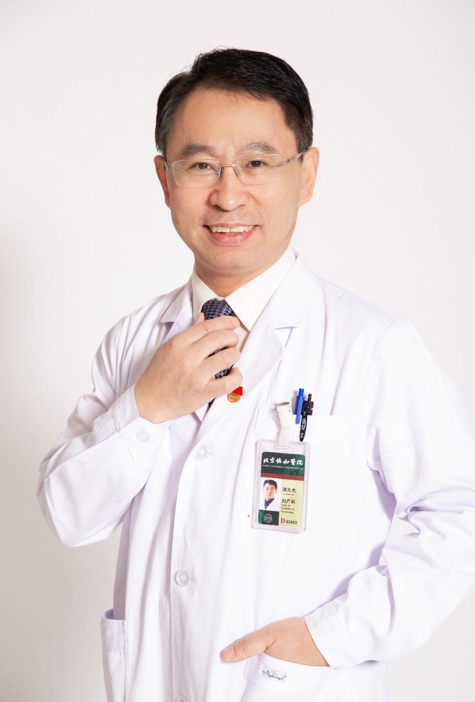 谭先杰.jpg 谭先杰.jpg