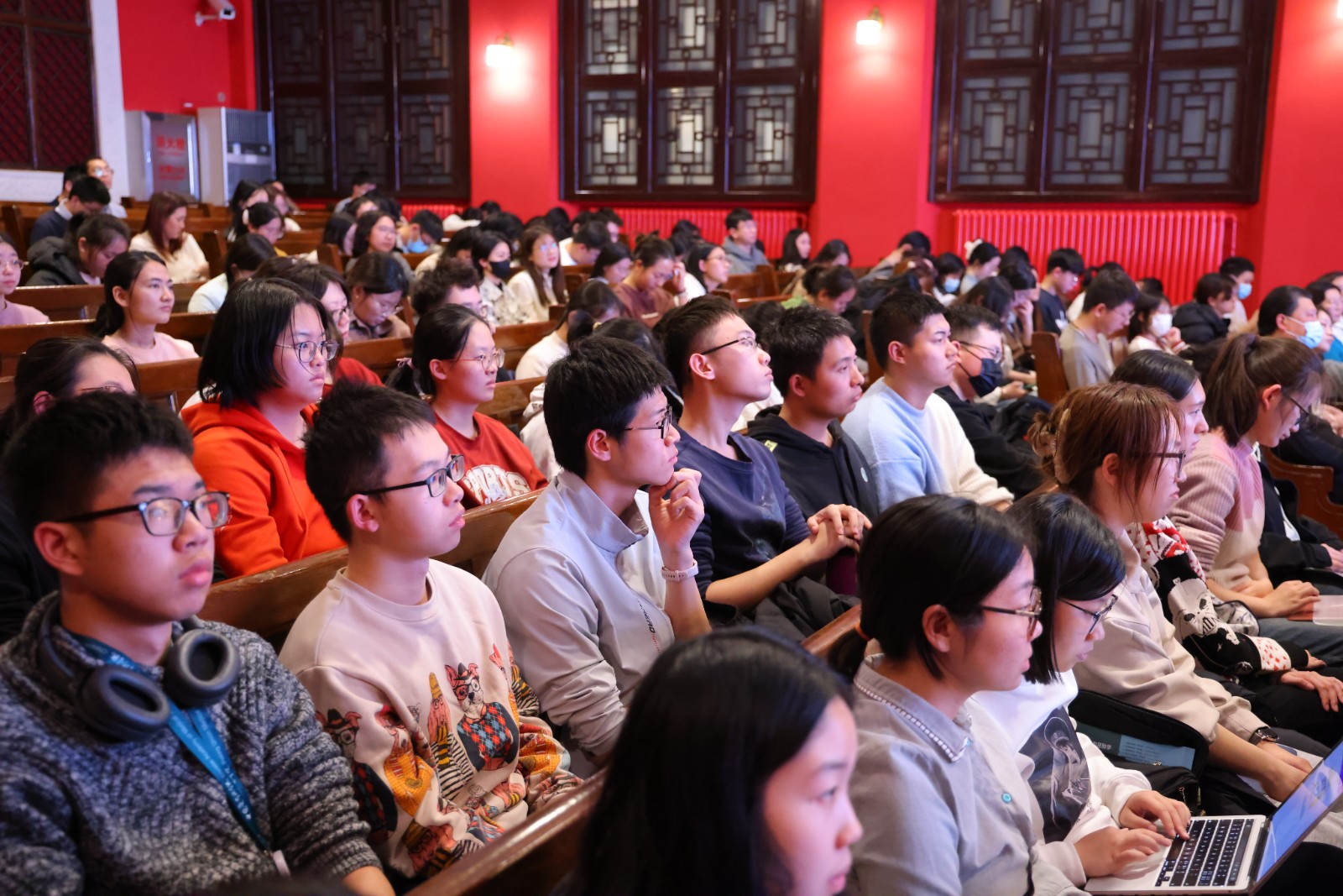 学生2.JPG 学生2.JPG