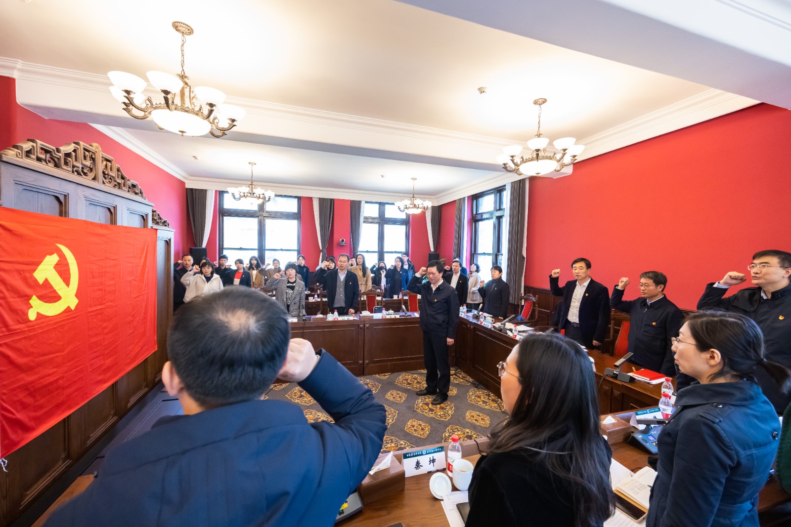 宣誓.jpg 宣誓.jpg