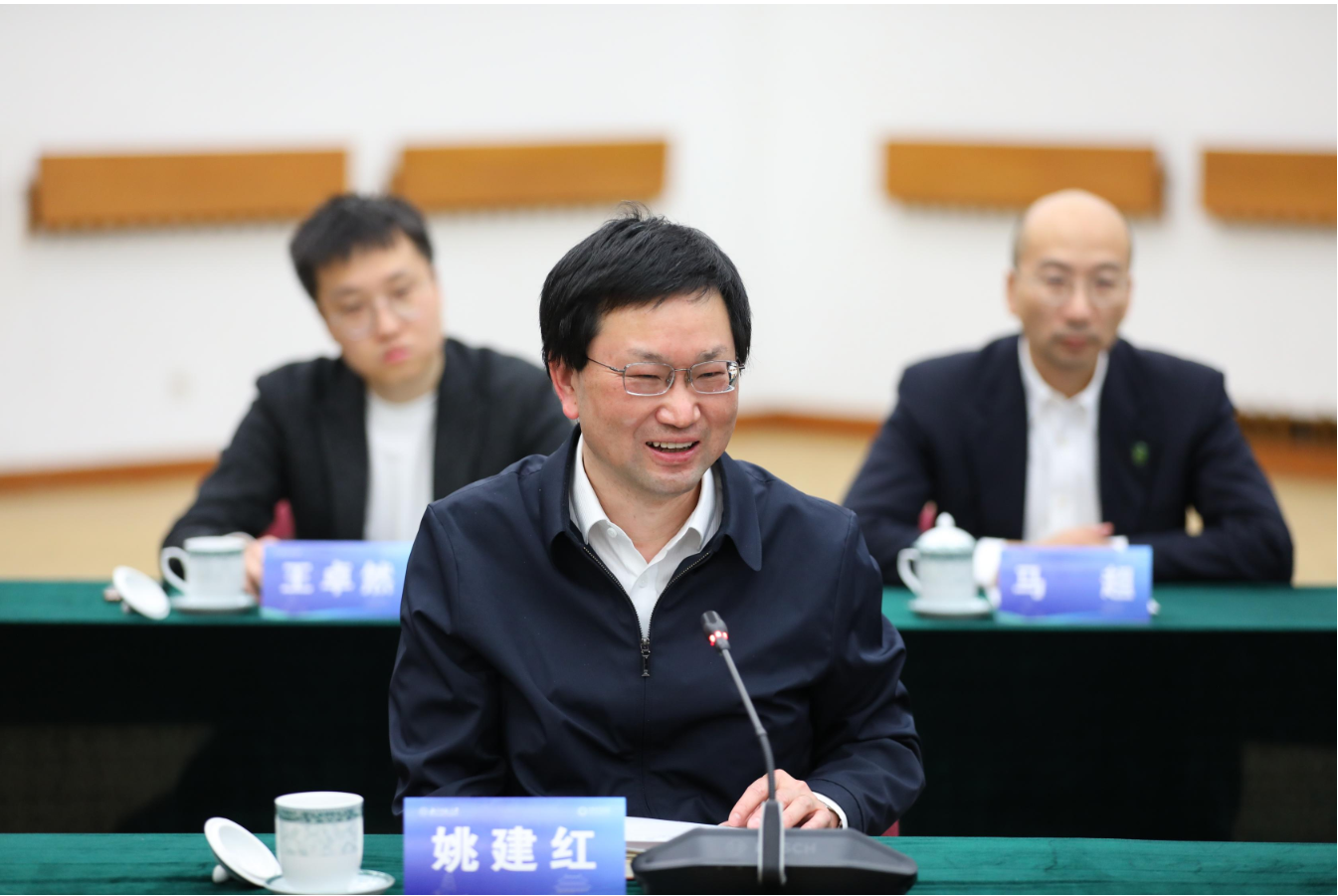 1713264216776.png 1713264216776.png