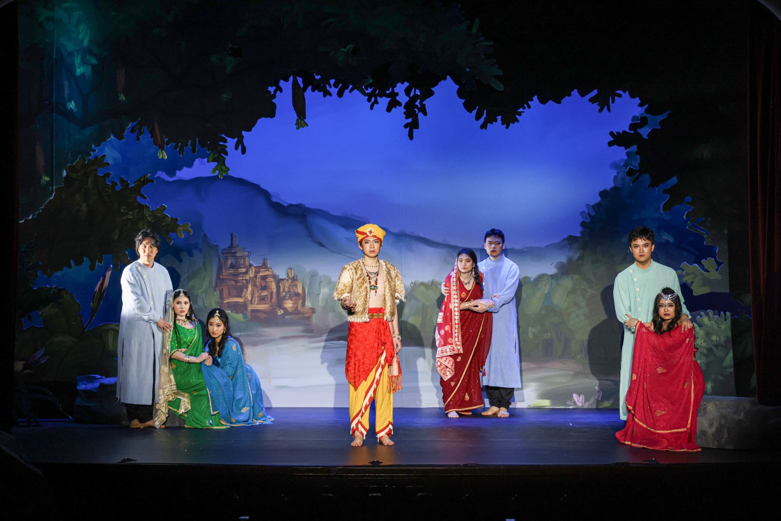 剧照4.jpg 剧照4.jpg