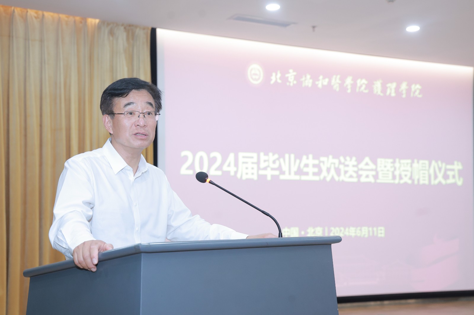 王校长讲话.jpg 王校长讲话.jpg