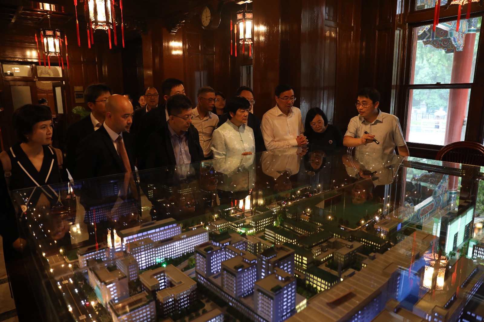 127A0716的副本.JPG 127A0716的副本.JPG