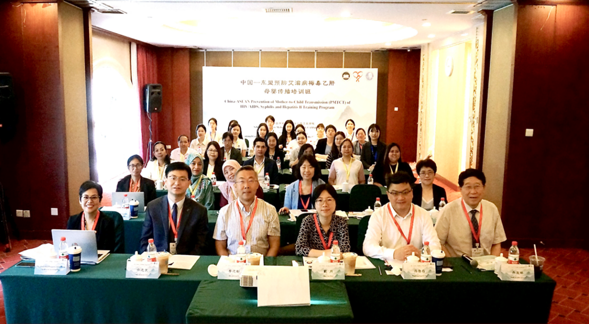 图片1-培训项目现场合影.png 图片1-培训项目现场合影.png