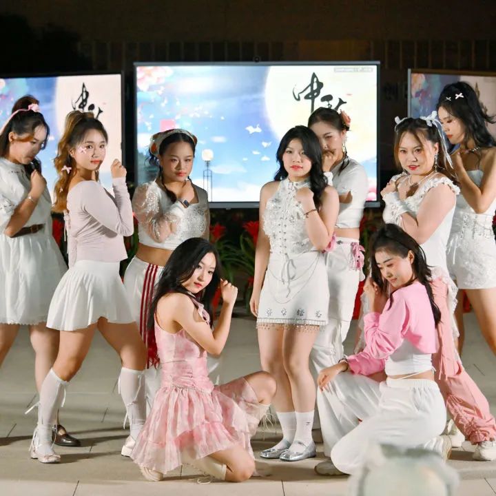 040556310f9747f696db79ed753d0a3b.jpg 040556310f9747f696db79ed753d0a3b.jpg