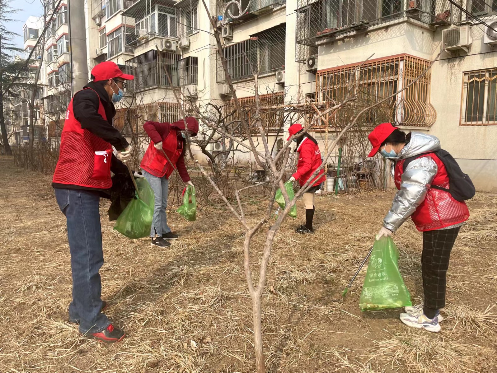 学雷锋系列志愿服务活动.jpg 学雷锋系列志愿服务活动.jpg